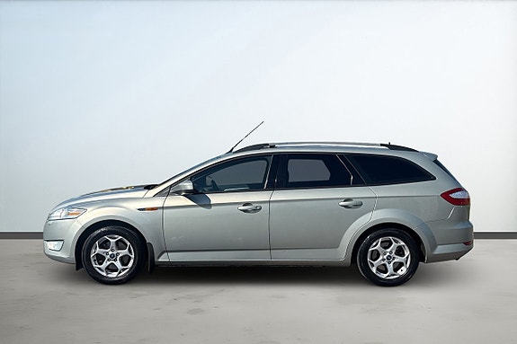 Ford Mondeo 2 of 5
