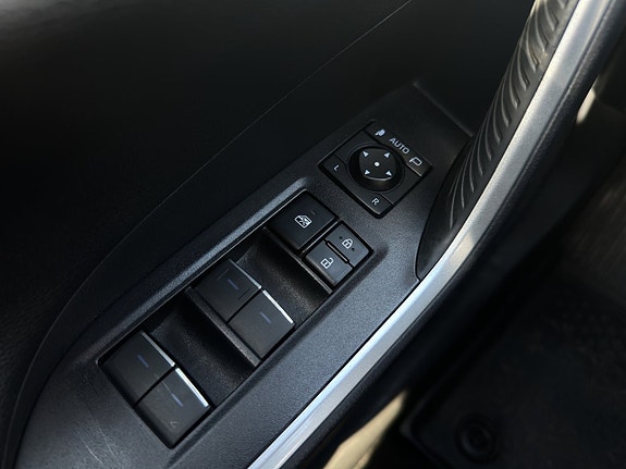 Toyota RAV4 19 of 22