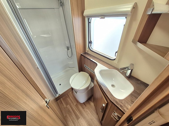 Knaus 690 9 of 11
