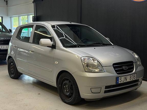 Kia Picanto 3 of 21