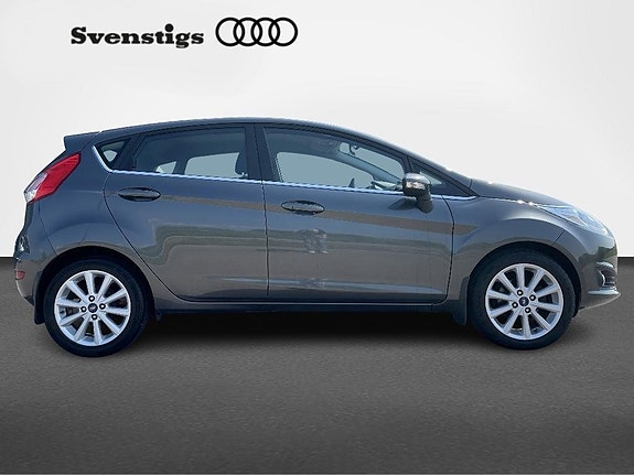 Ford Fiesta 3 of 5