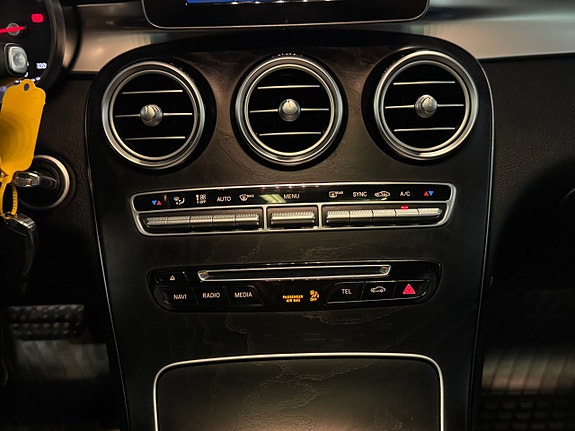Mercedes-Benz GLC220 d 21 of 25