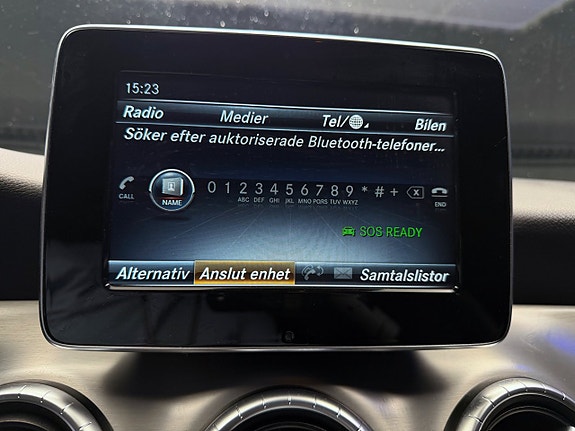Mercedes-Benz CLA200 27 of 30