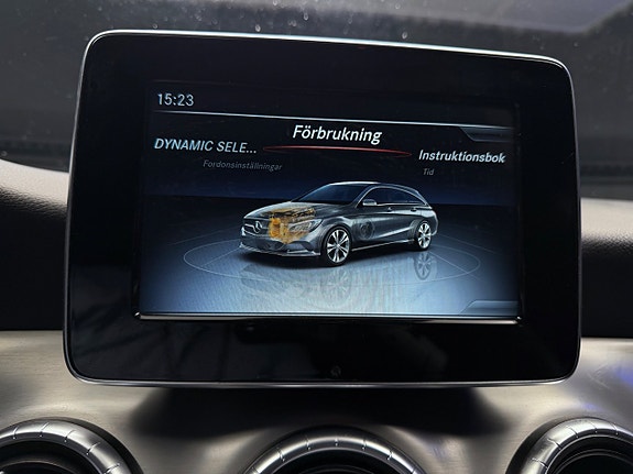 Mercedes-Benz CLA200 26 of 30