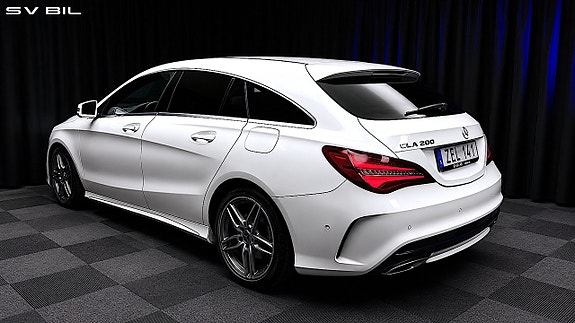 Mercedes-Benz CLA200 5 of 30