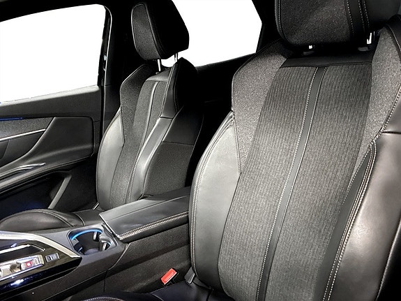Peugeot 3008 5 of 19