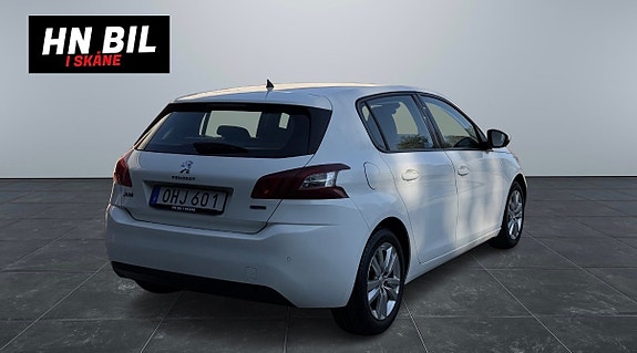 Peugeot 308 4 of 5