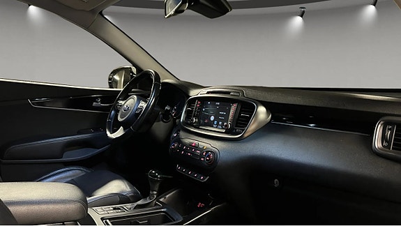 Kia Sorento 7 of 14