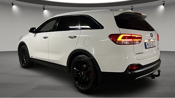 Kia Sorento 4 of 5