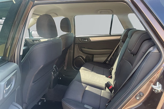 Subaru Outback 11 of 21