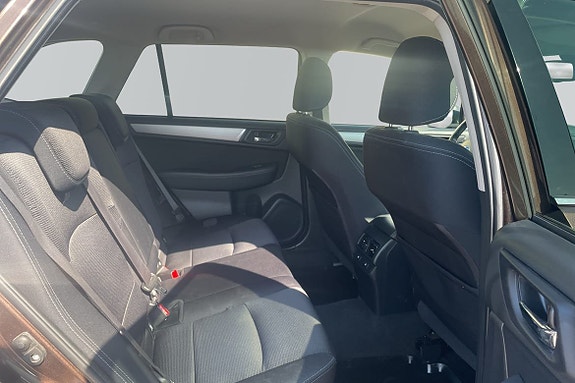 Subaru Outback 7 of 21