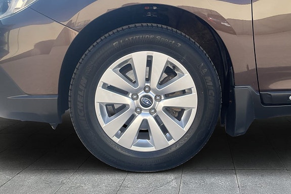 Subaru Outback 16 of 21