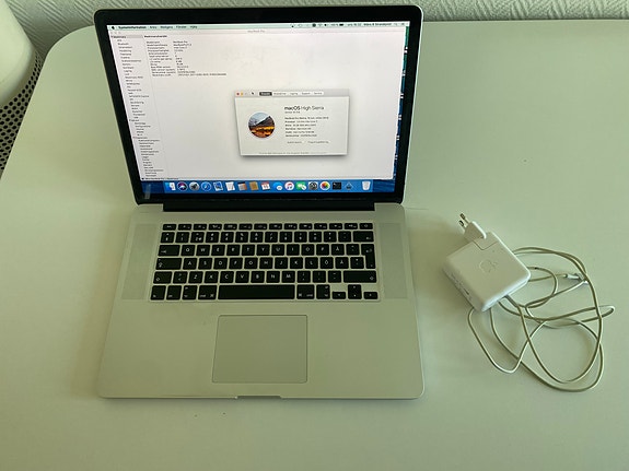 Apple MacBook Pro 15" med intel-processor