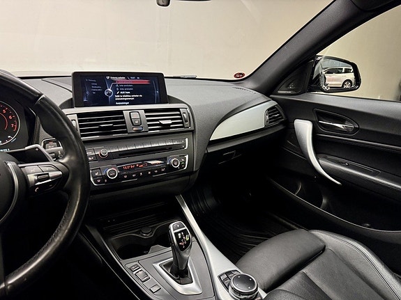 BMW M235i 12 of 23