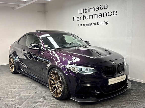 BMW M235i 4 of 5