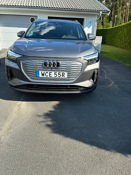 Audi Q4 e-tron 5 of 5