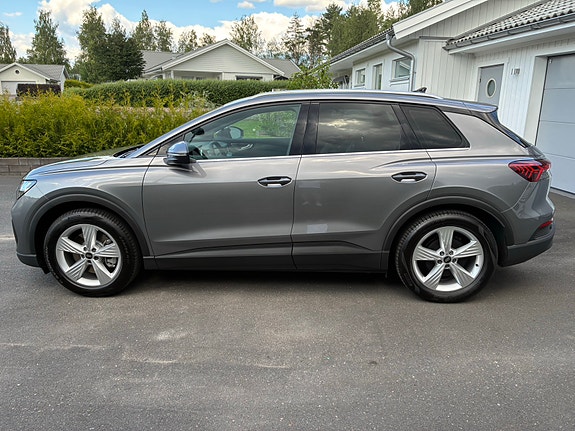Audi Q4 e-tron 2 of 5