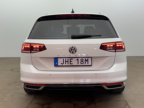 Volkswagen Passat 5 of 5
