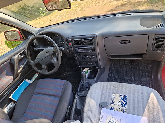 Volkswagen Polo 12 of 12