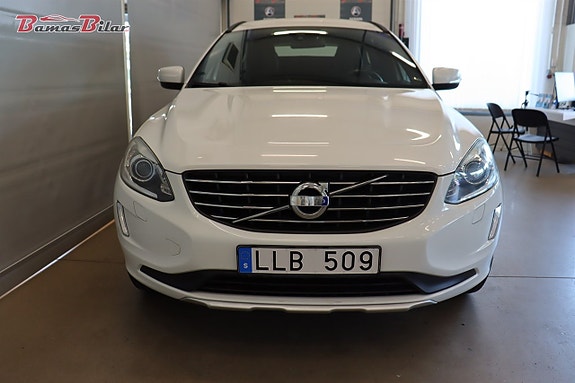 Volvo XC60 7 of 18