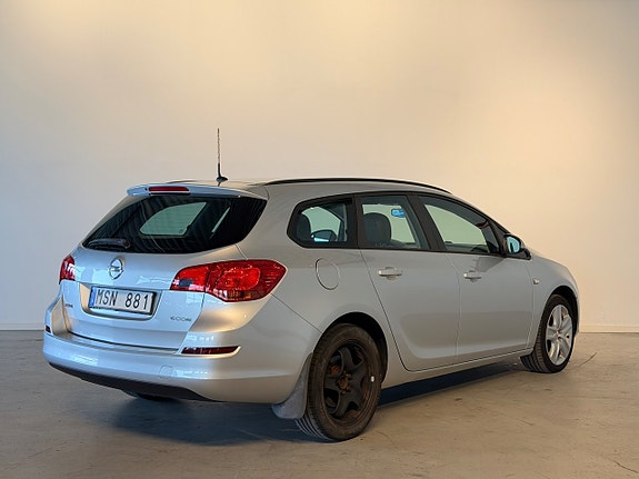 Opel Astra 3 of 5