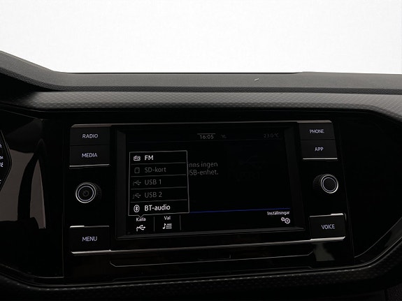 Volkswagen T-Cross 17 of 22