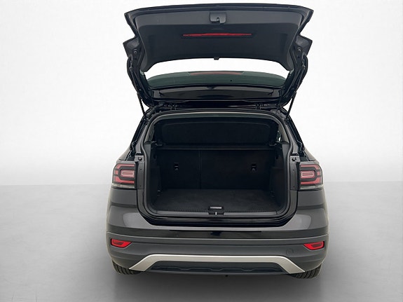 Volkswagen T-Cross 13 of 22