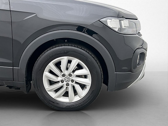 Volkswagen T-Cross 10 of 22