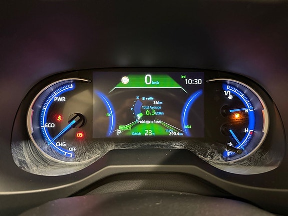 Toyota RAV4 11 of 24