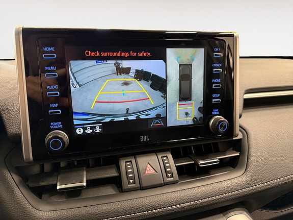 Toyota RAV4 17 of 24