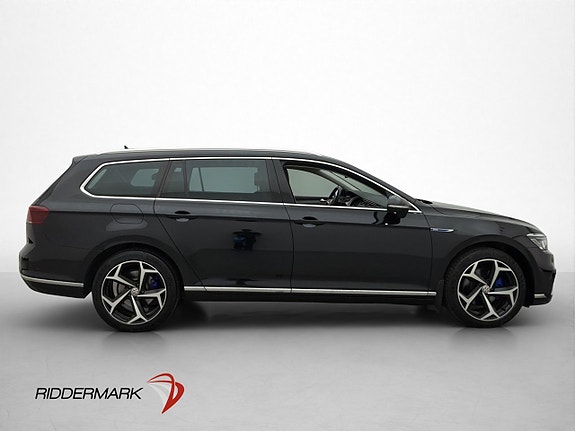 Volkswagen Passat 9 of 30