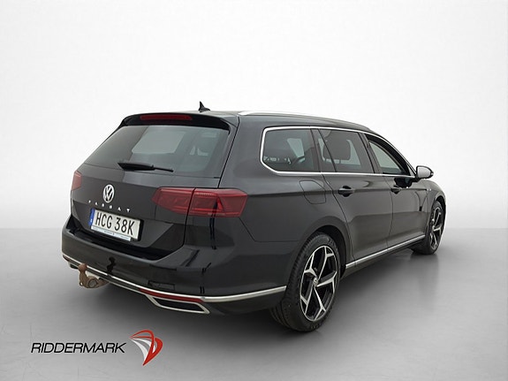 Volkswagen Passat 8 of 30