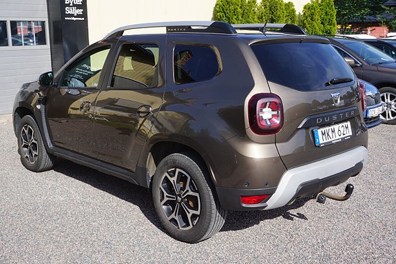 Dacia Duster 2 of 5