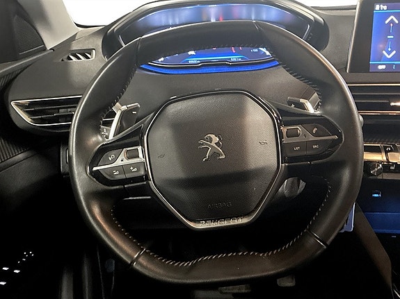 Peugeot 3008 7 of 18
