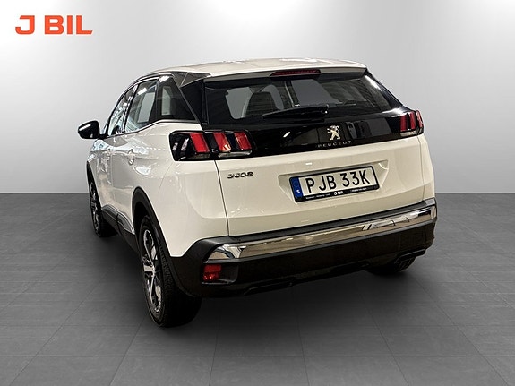 Peugeot 3008 3 of 5