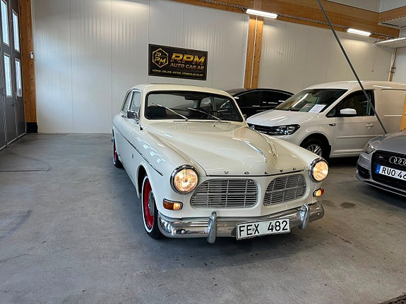 Volvo Amazon 2 of 5