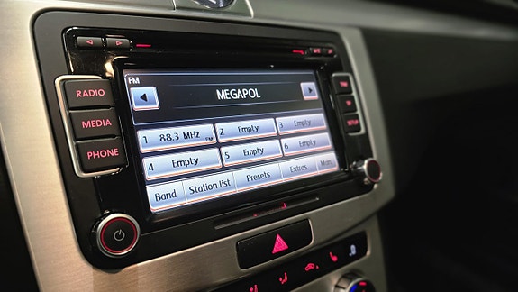 Volkswagen Passat Alltrack 18 of 30