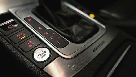 Volkswagen Passat Alltrack 15 of 30