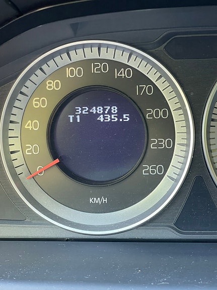 Volvo V70 5 of 5