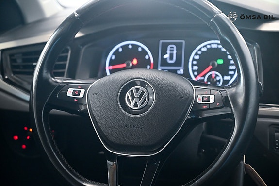 Volkswagen Polo 11 of 15