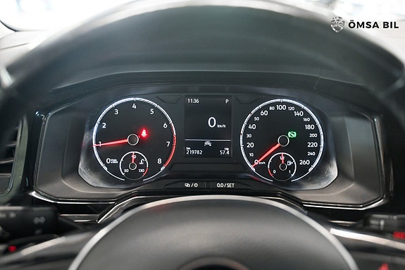 Volkswagen Polo 13 of 15