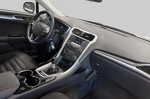 Ford Mondeo 4 of 5