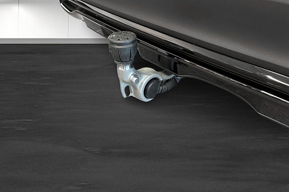 Mercedes-Benz E300 14 of 29