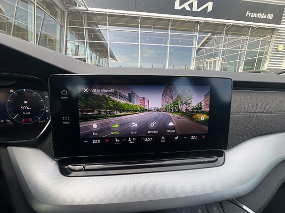 Skoda Octavia Scout 11 of 18