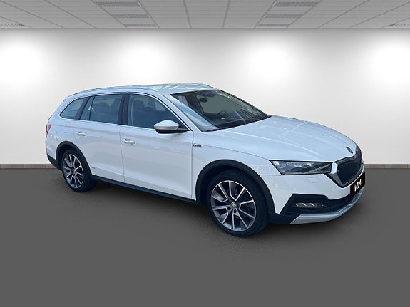 Skoda Octavia Scout 3 of 18