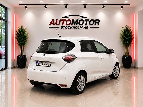Renault Zoe 2 of 5