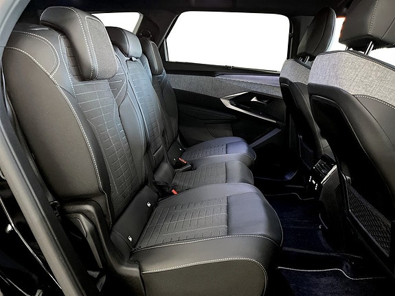 Peugeot 5008 18 of 26