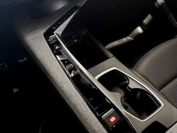 Peugeot 5008 16 of 26