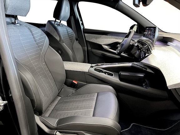 Peugeot 5008 17 of 26