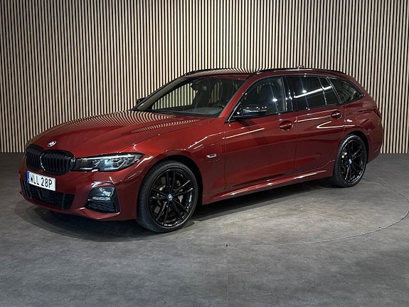 BMW 330e 8 of 30